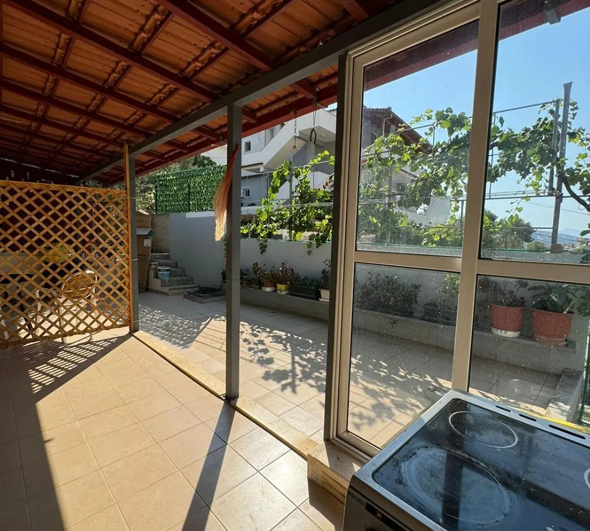 Miri Apartments Sarande