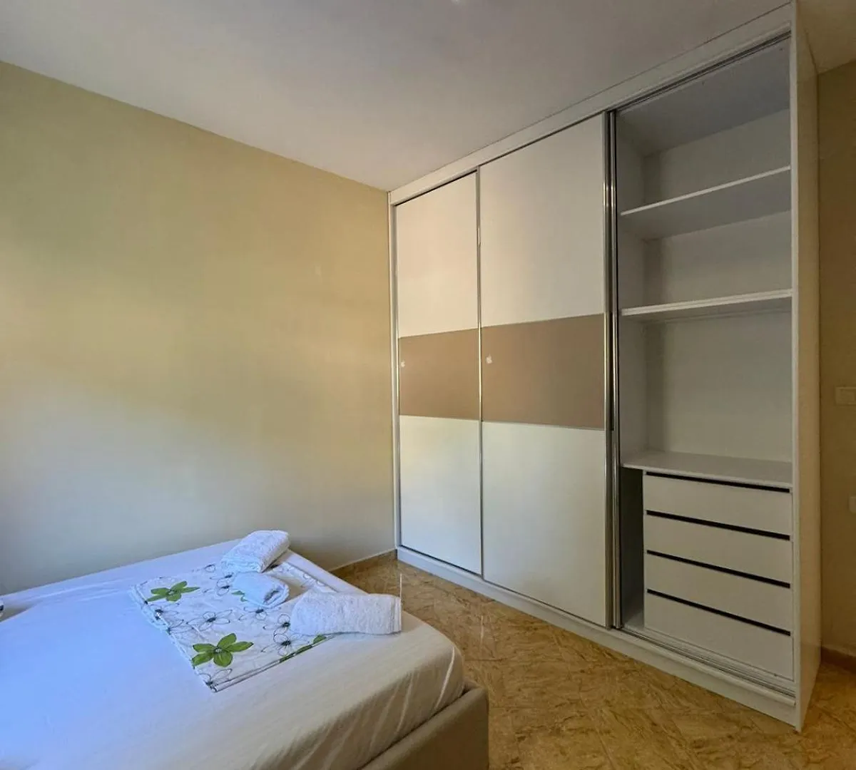 Miri Apartments Sarande Albania