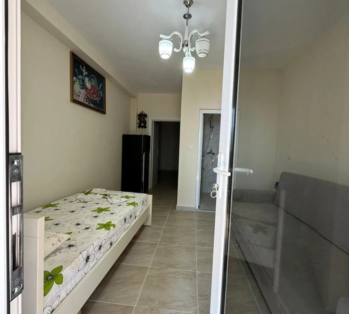 Miri Apartments Sarande 0*,  Albania
