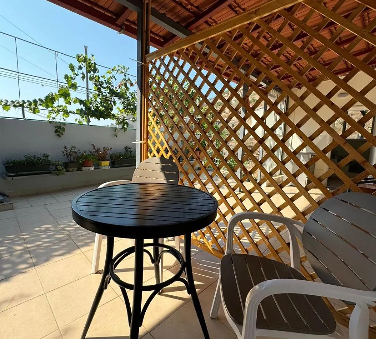 Miri Apartments Sarande