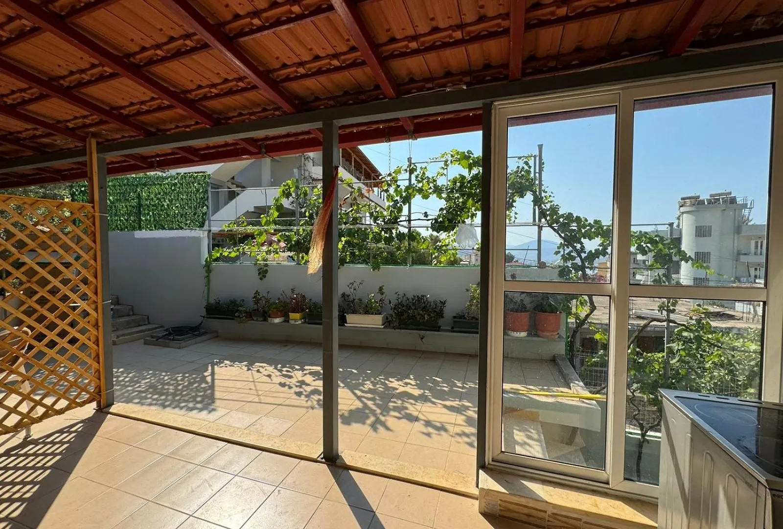 Miri Apartments Sarandë